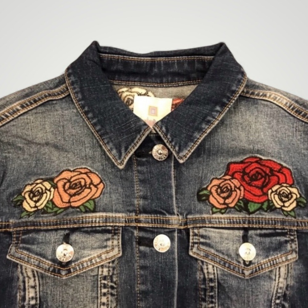 LuLaRoe Harvey Floral Embroidered Rose Denim Jacket Dark Wash NWT Medium - Picture 6 of 11